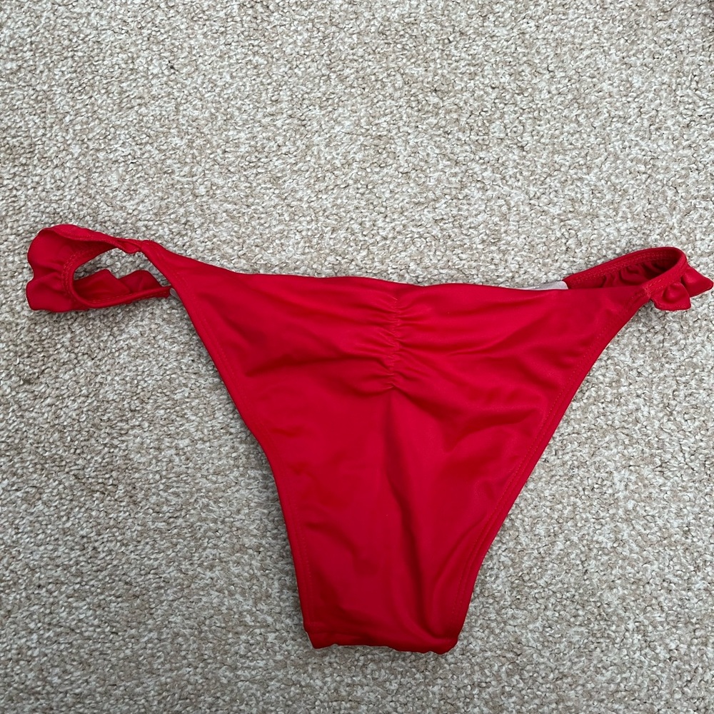 Red Bikini - Picture 2 of 3